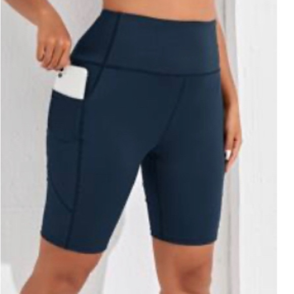 Navy biker shorts